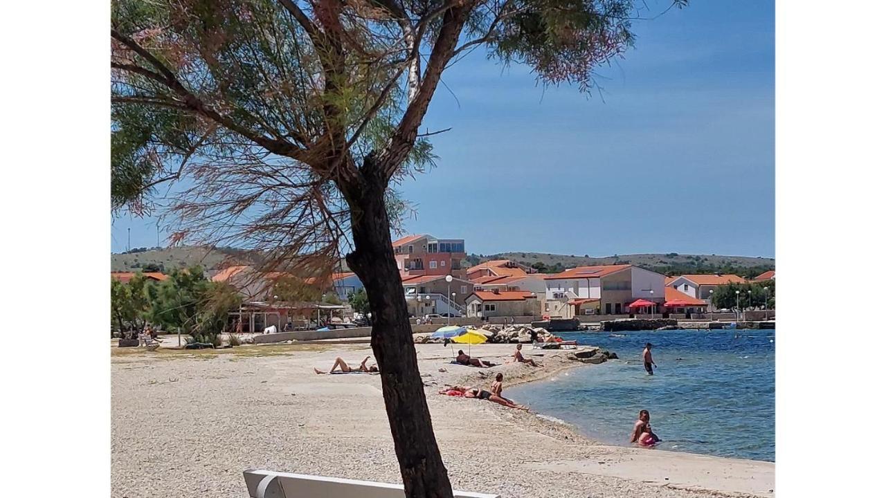 Blue Sea Vir Apartments Esterno foto